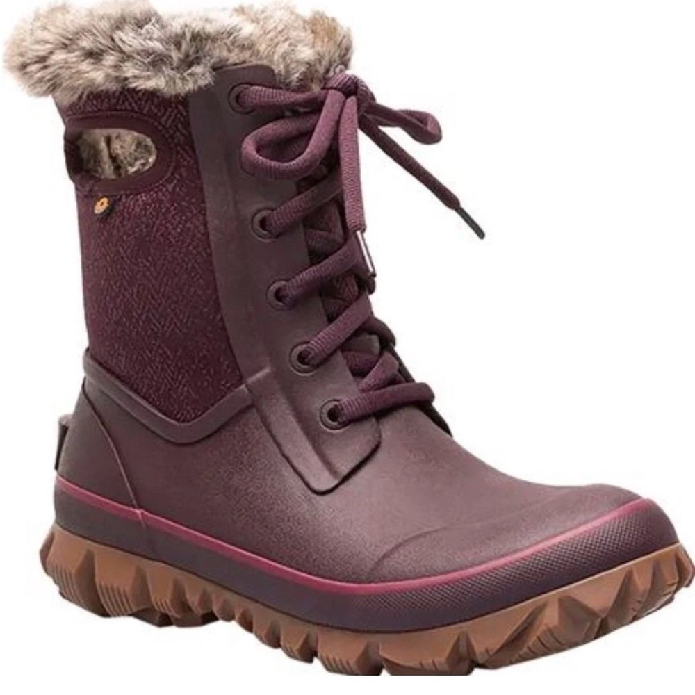 Bogs Arcata Women’s Burgundy Lace-Up Waterproof Winter Boot with Fur Collar